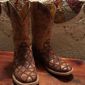 Tin Haul “Don’t be Squared”